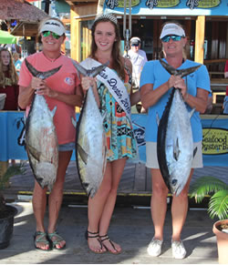 Charter Boat Lady Em Fishing